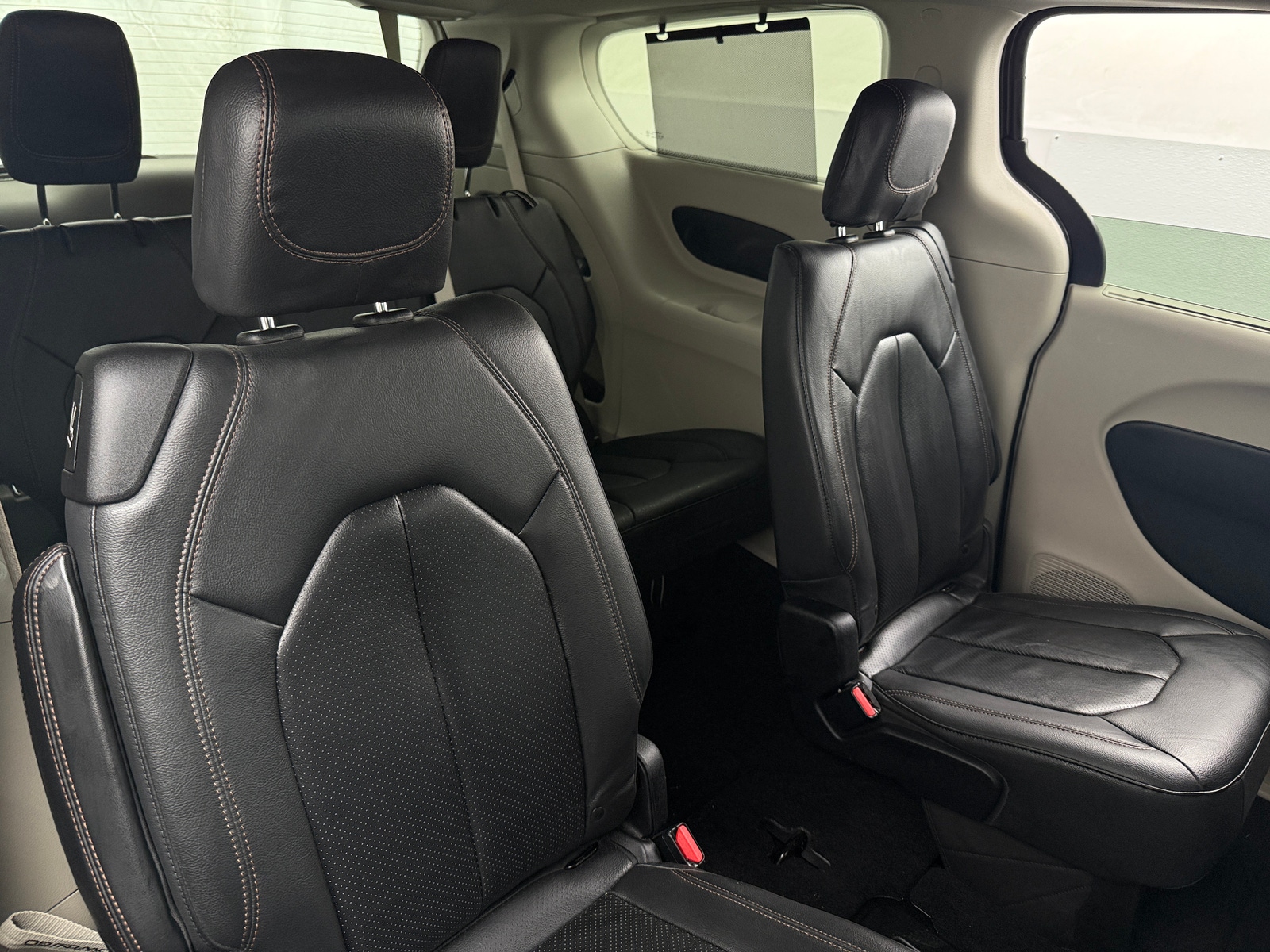 Thumbnail: 2020 Chrysler Pacifica - 5