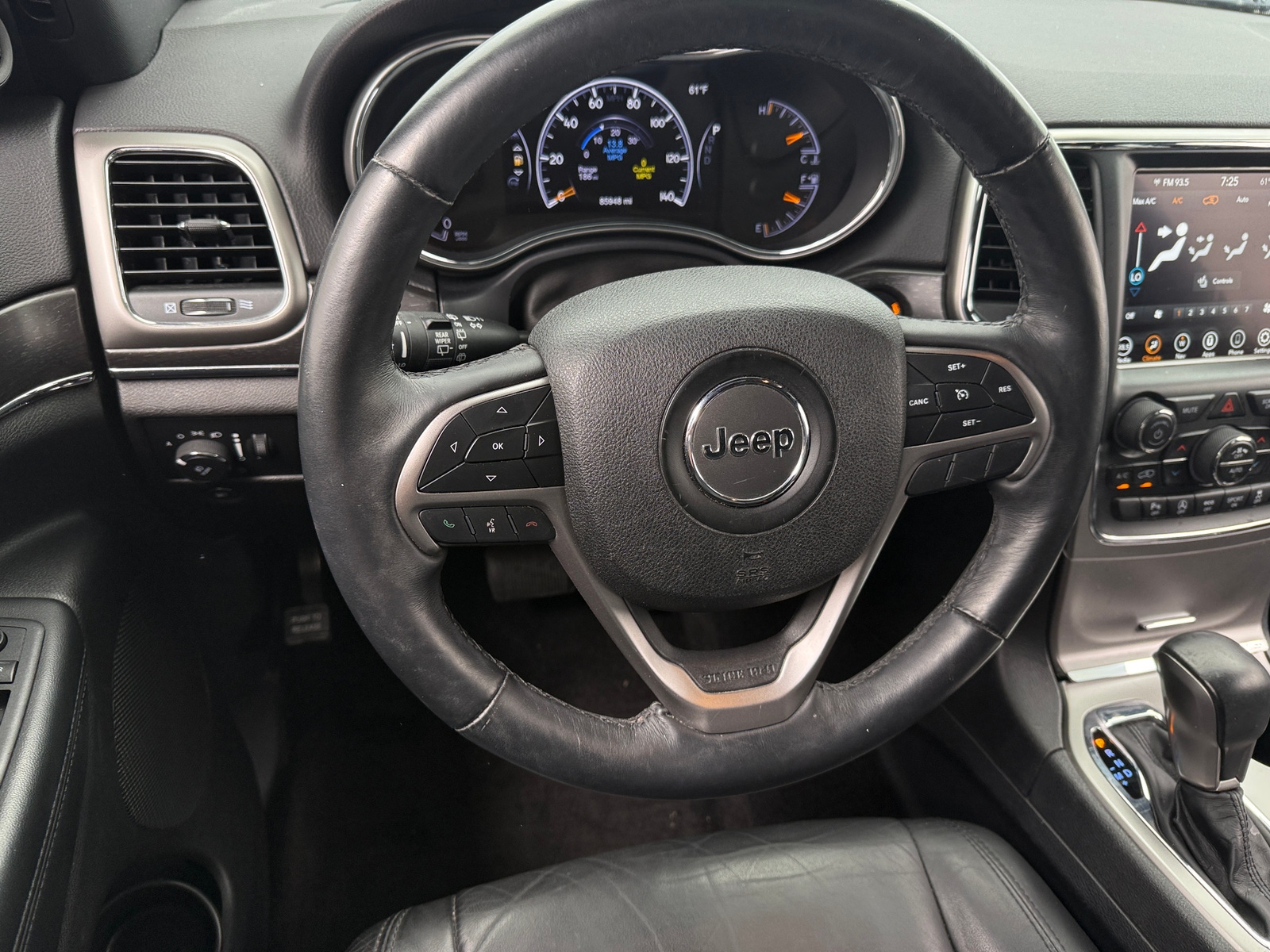 Thumbnail: 2018 Jeep Grand Cherokee - 4
