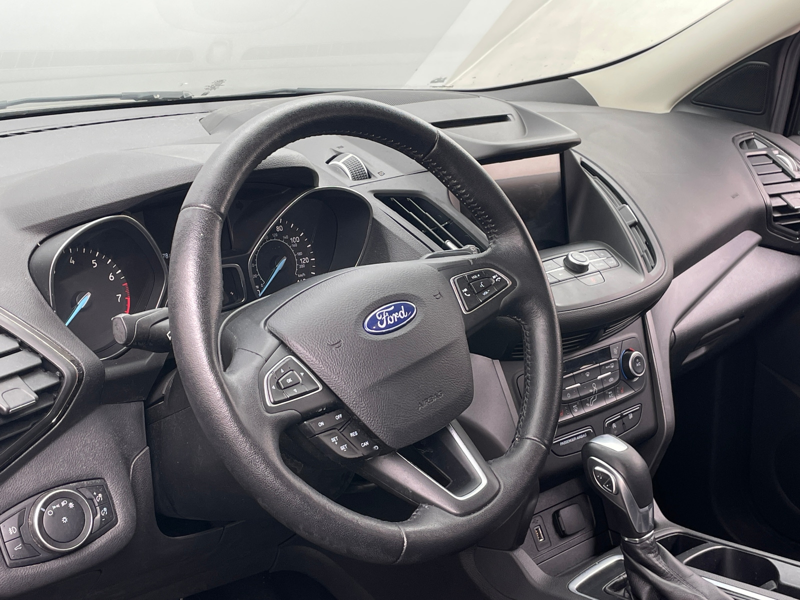 Thumbnail: 2018 Ford Escape - 4