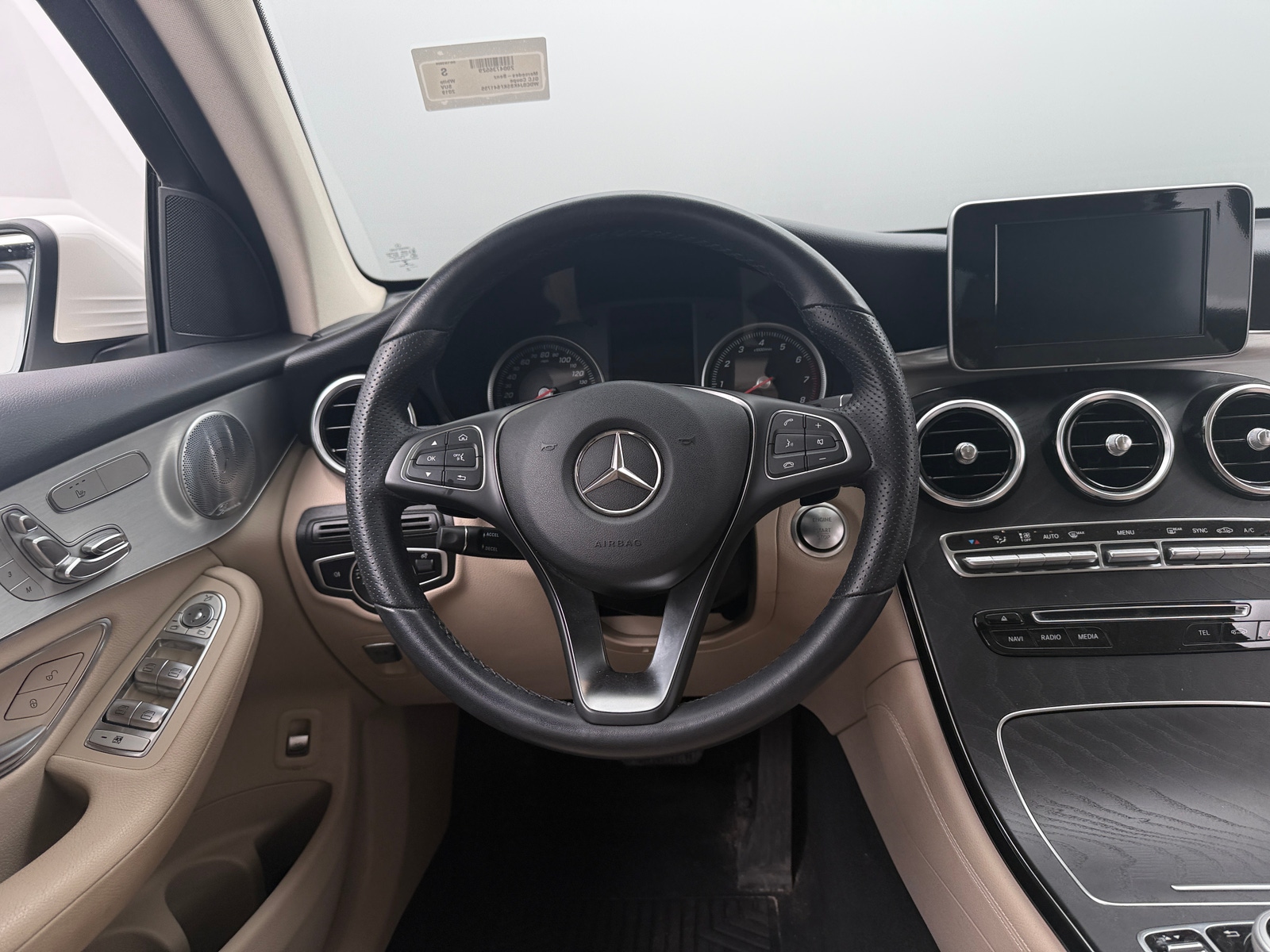 Thumbnail: 2019 Mercedes-Benz GLC - 4