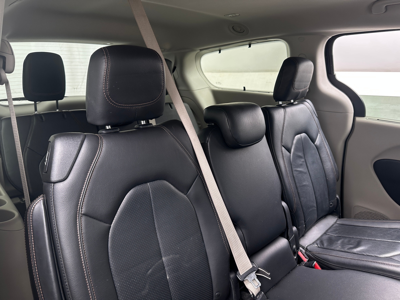 Thumbnail: 2019 Chrysler Pacifica - 5