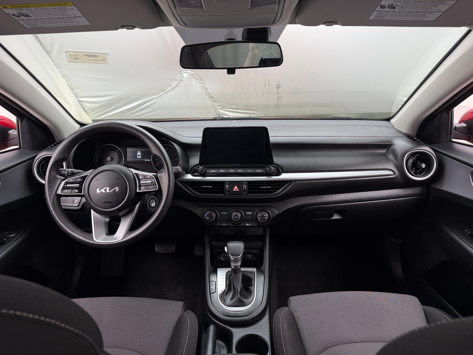 Thumbnail: 2024 Kia Forte - 3