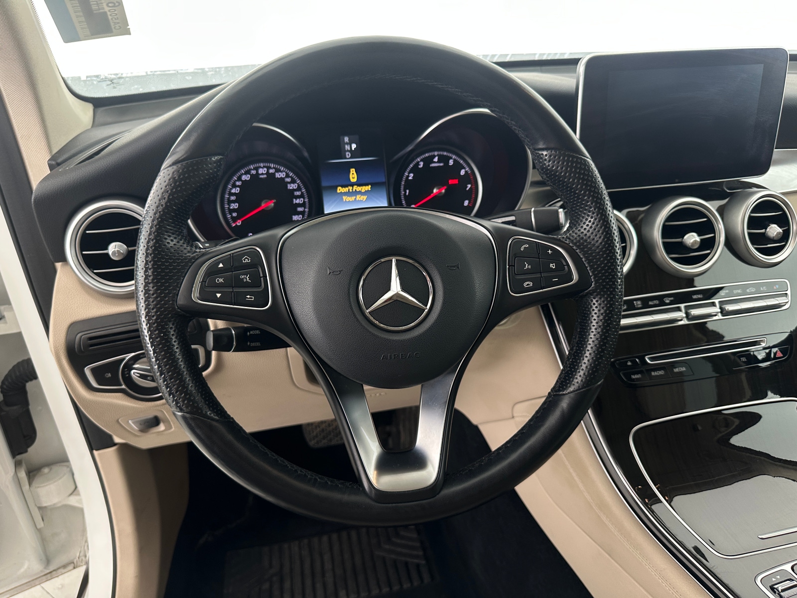 Thumbnail: 2017 Mercedes-Benz GLC - 4