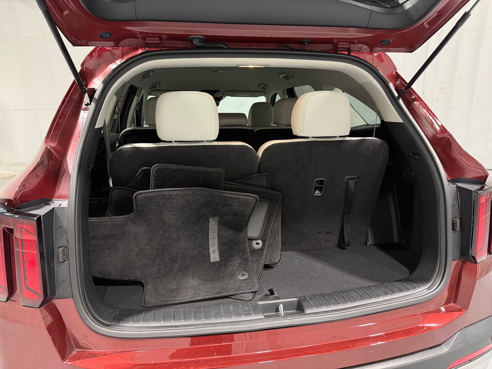 Thumbnail: 2024 Kia Sorento - 6