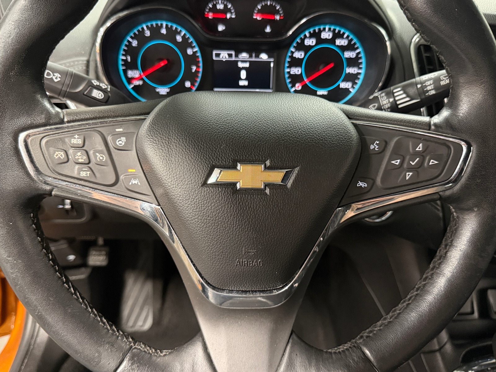 Thumbnail: 2017 Chevrolet Cruze - 4