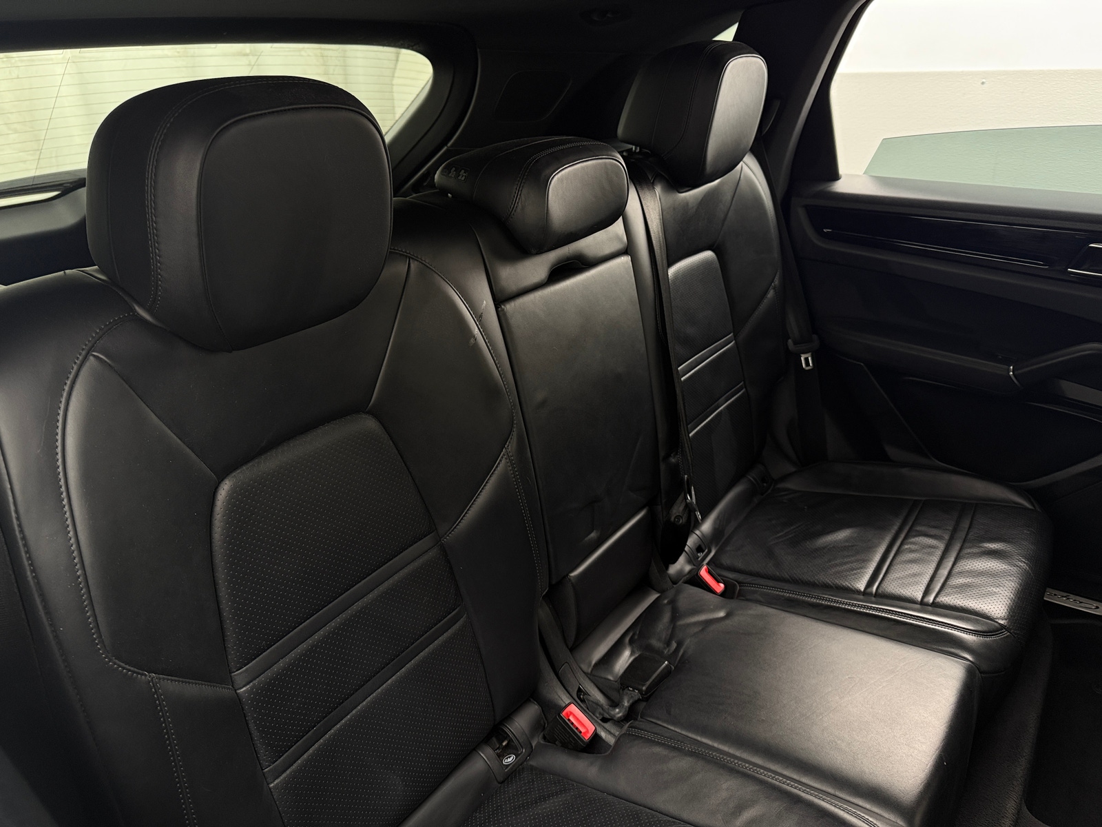Thumbnail: 2019 Porsche Cayenne - 5