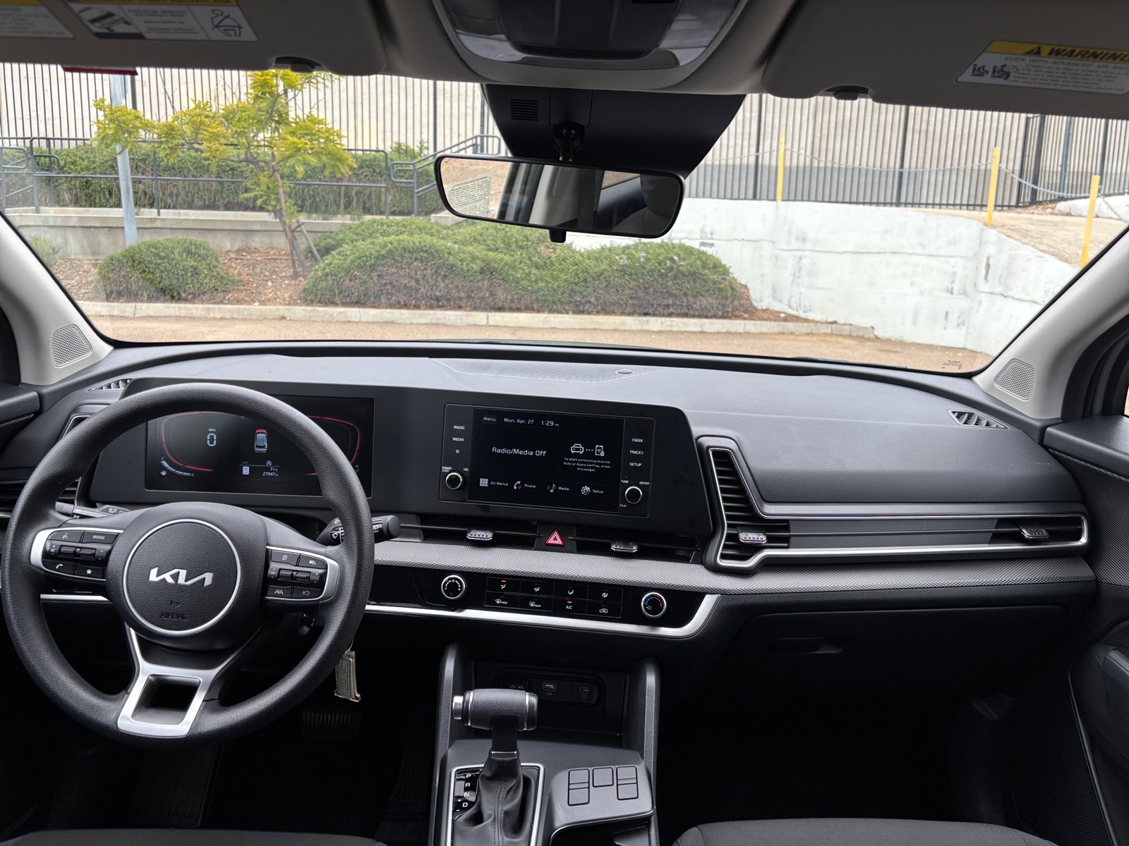Thumbnail: 2025 Kia Sportage - 3