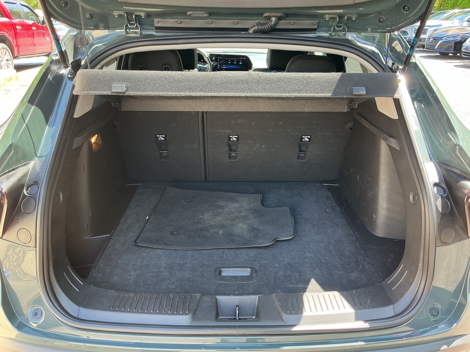 Thumbnail: 2025 Chevrolet Trax - 4