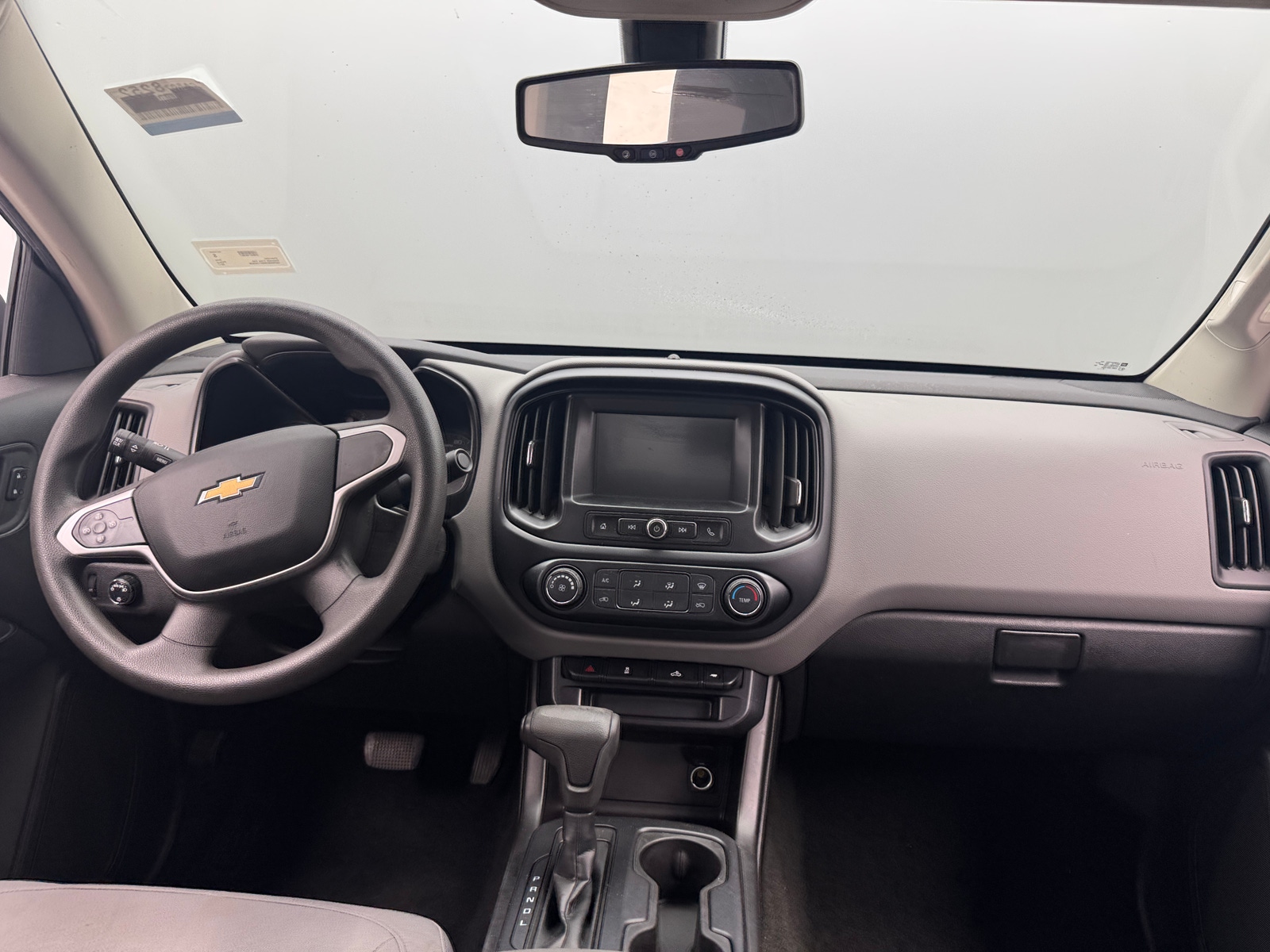 Thumbnail: 2017 Chevrolet Colorado - 3