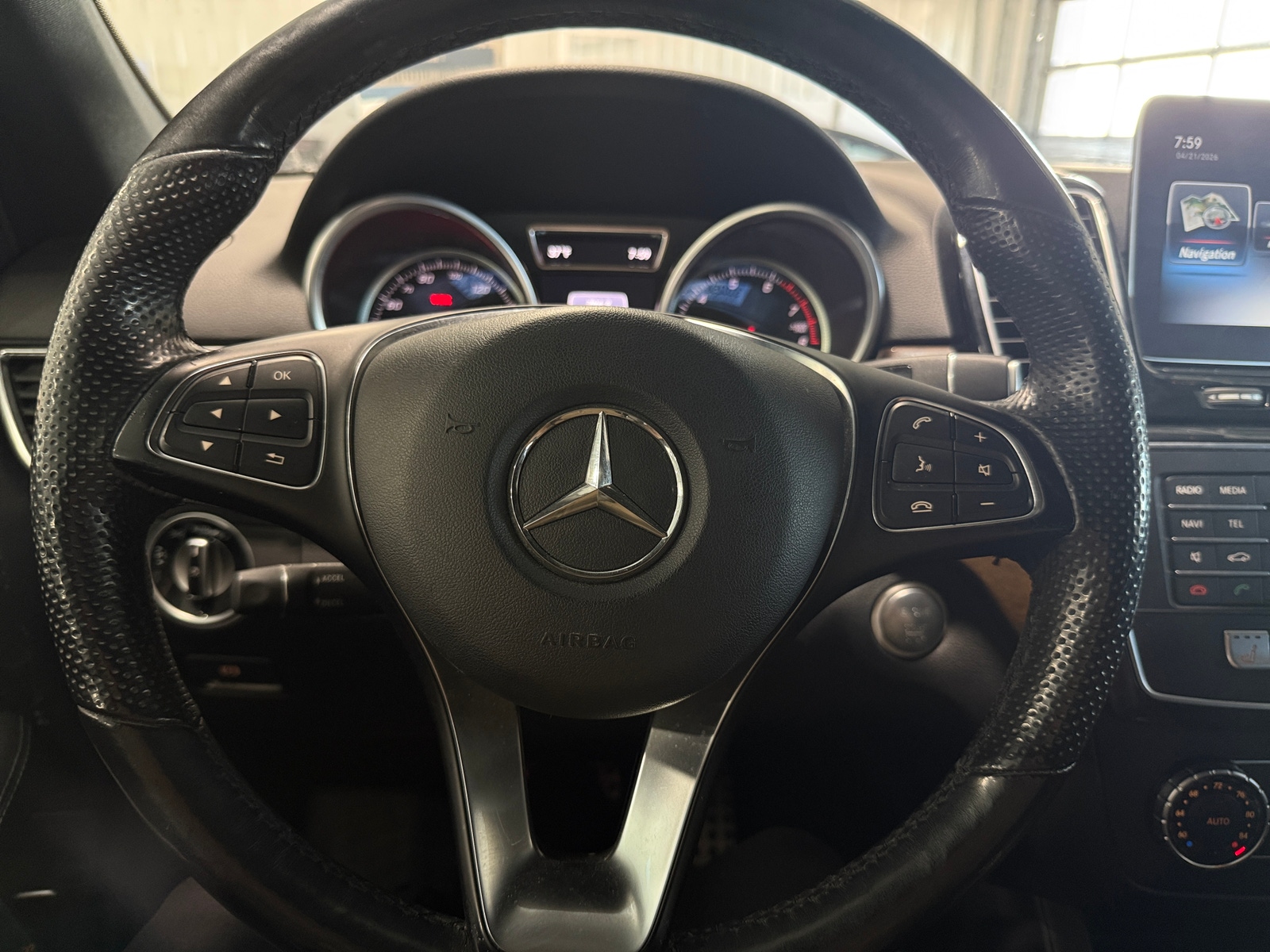 Thumbnail: 2019 Mercedes-Benz GLE - 4