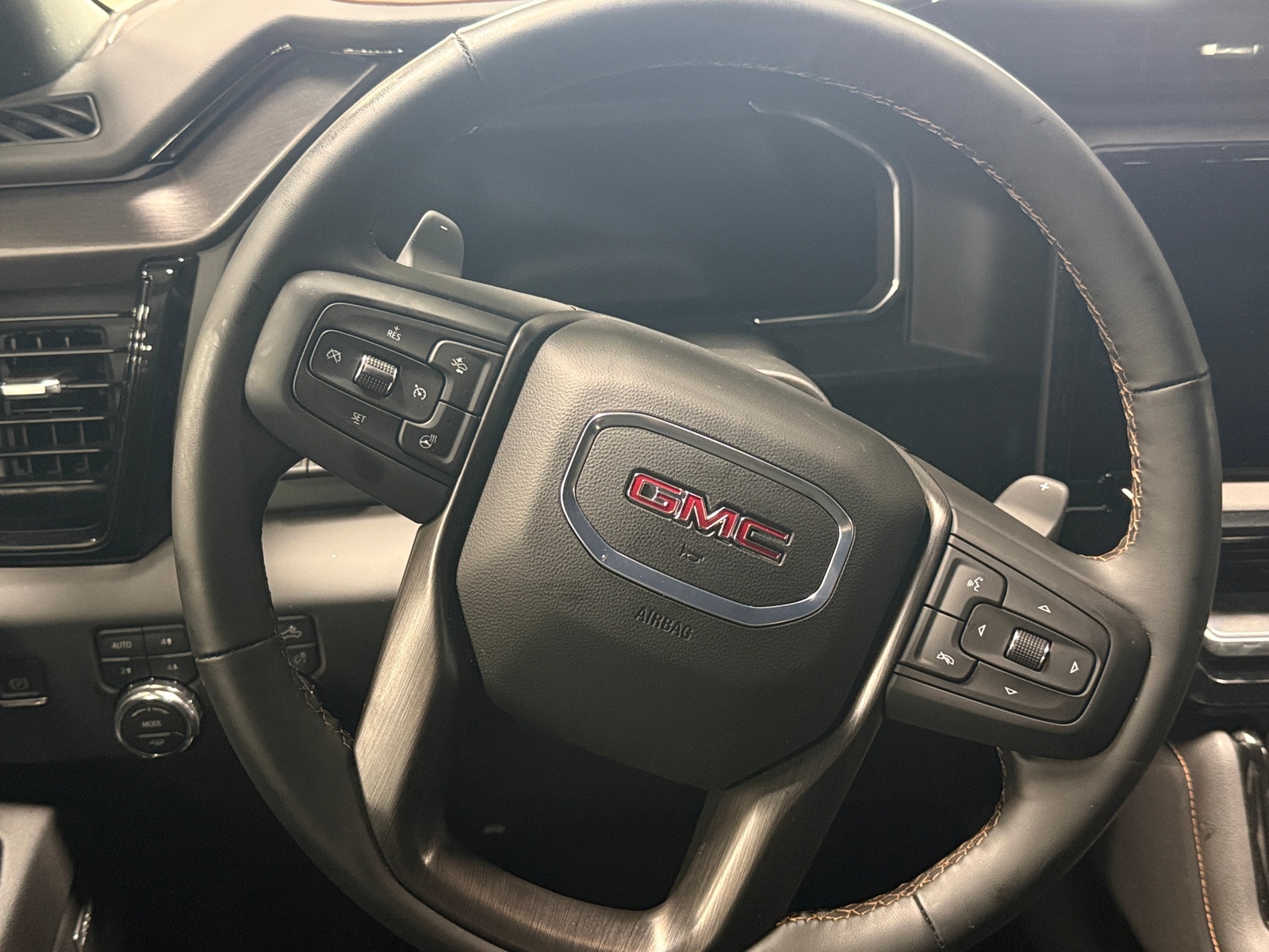 Thumbnail: 2026 GMC Sierra 1500 - 4