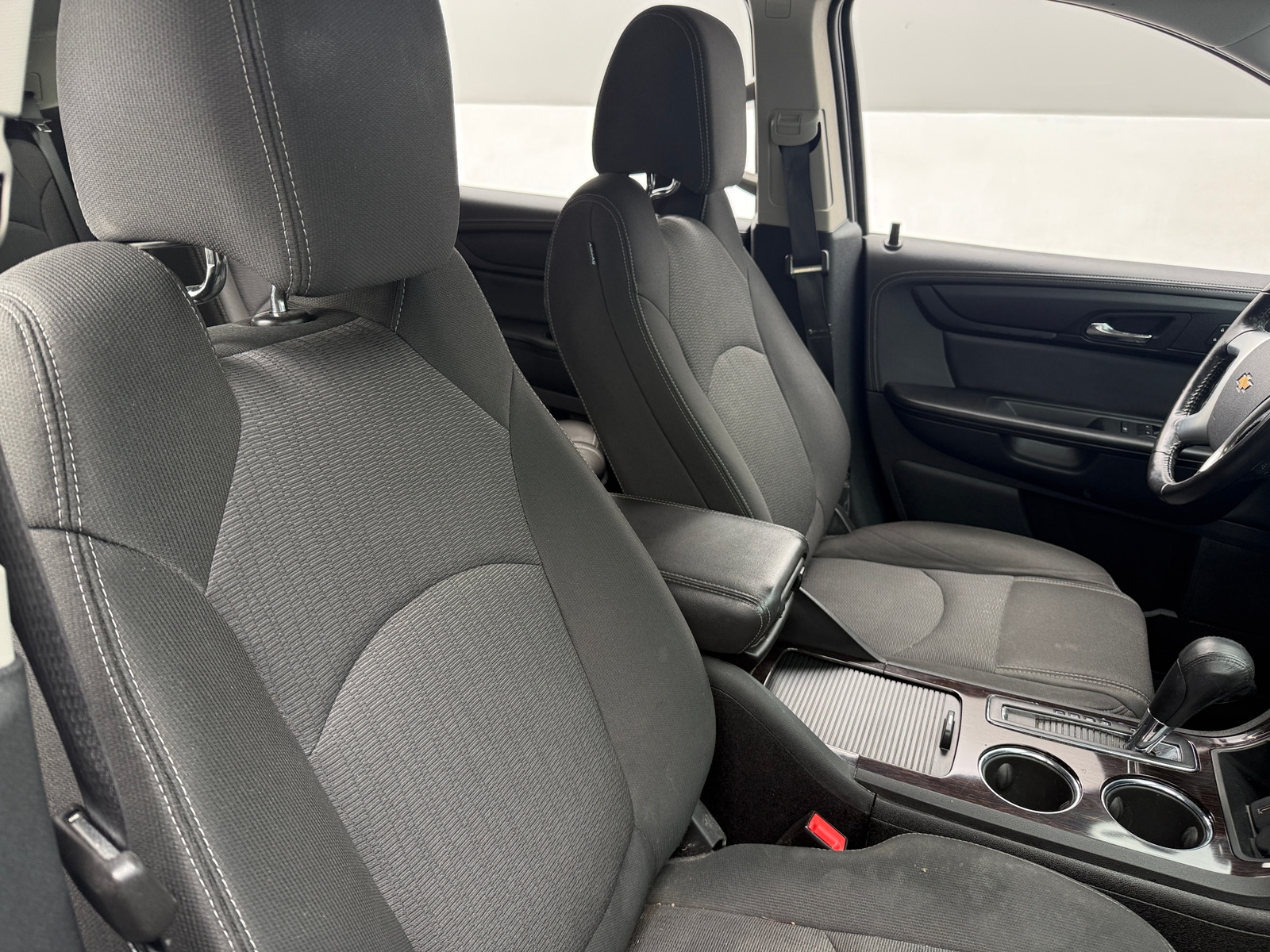 Thumbnail: 2017 Chevrolet Traverse - 2