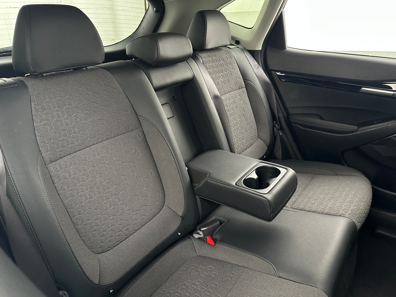 Thumbnail: 2025 Kia Seltos - 6