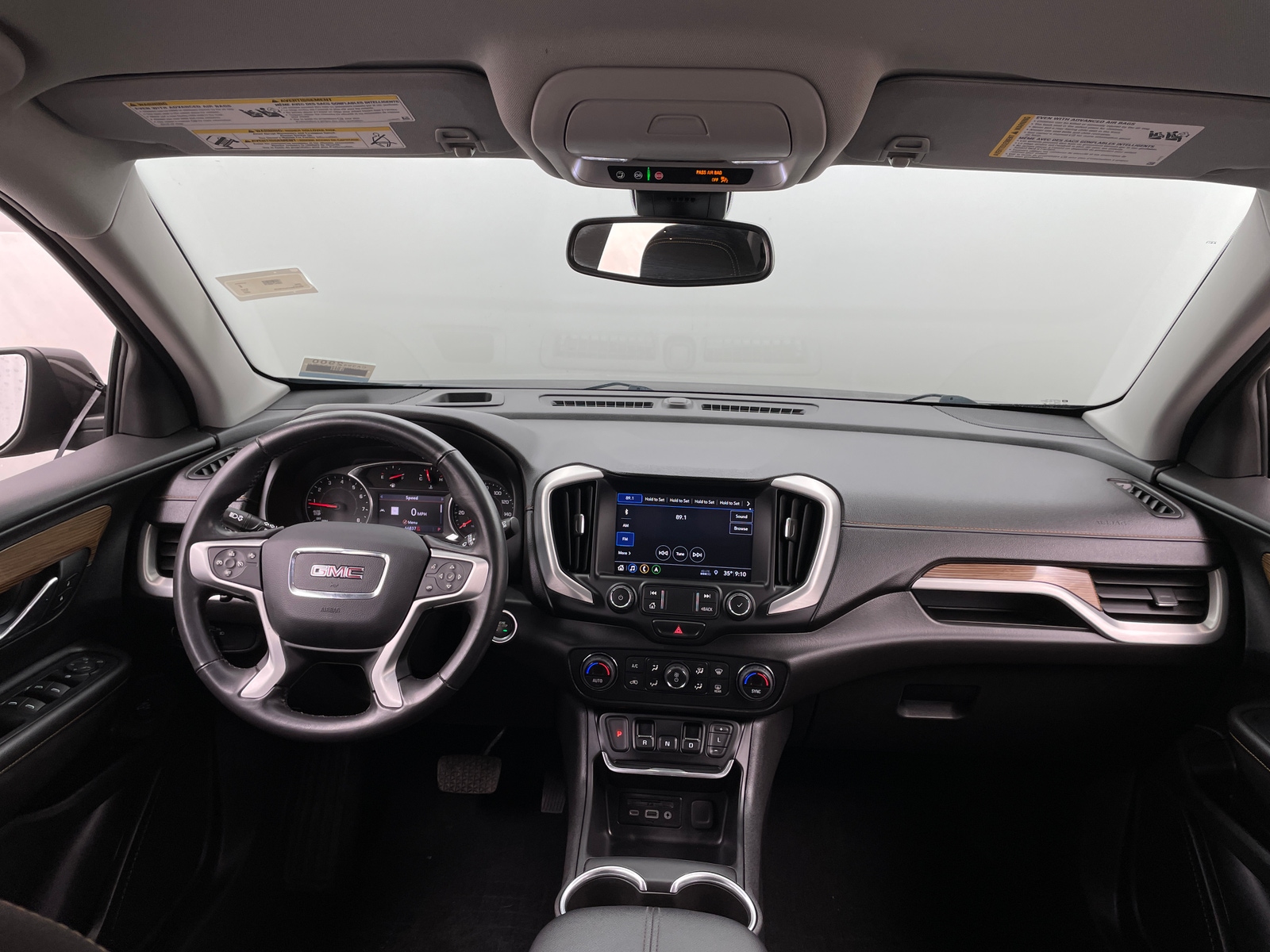 Thumbnail: 2020 GMC Terrain - 3