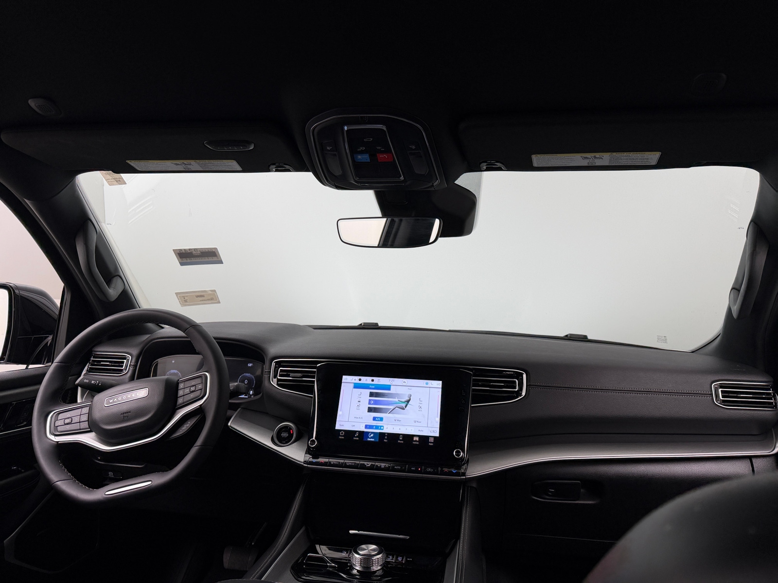 Thumbnail: 2025 Jeep Wagoneer - 2