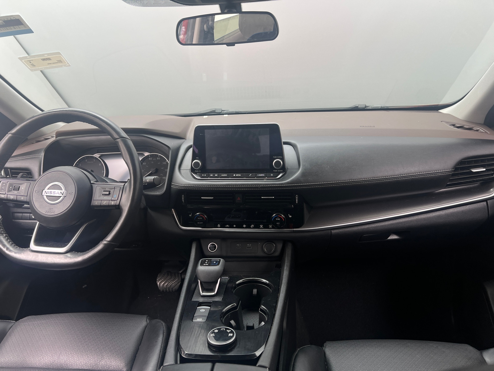 Thumbnail: 2021 Nissan Rogue - 3