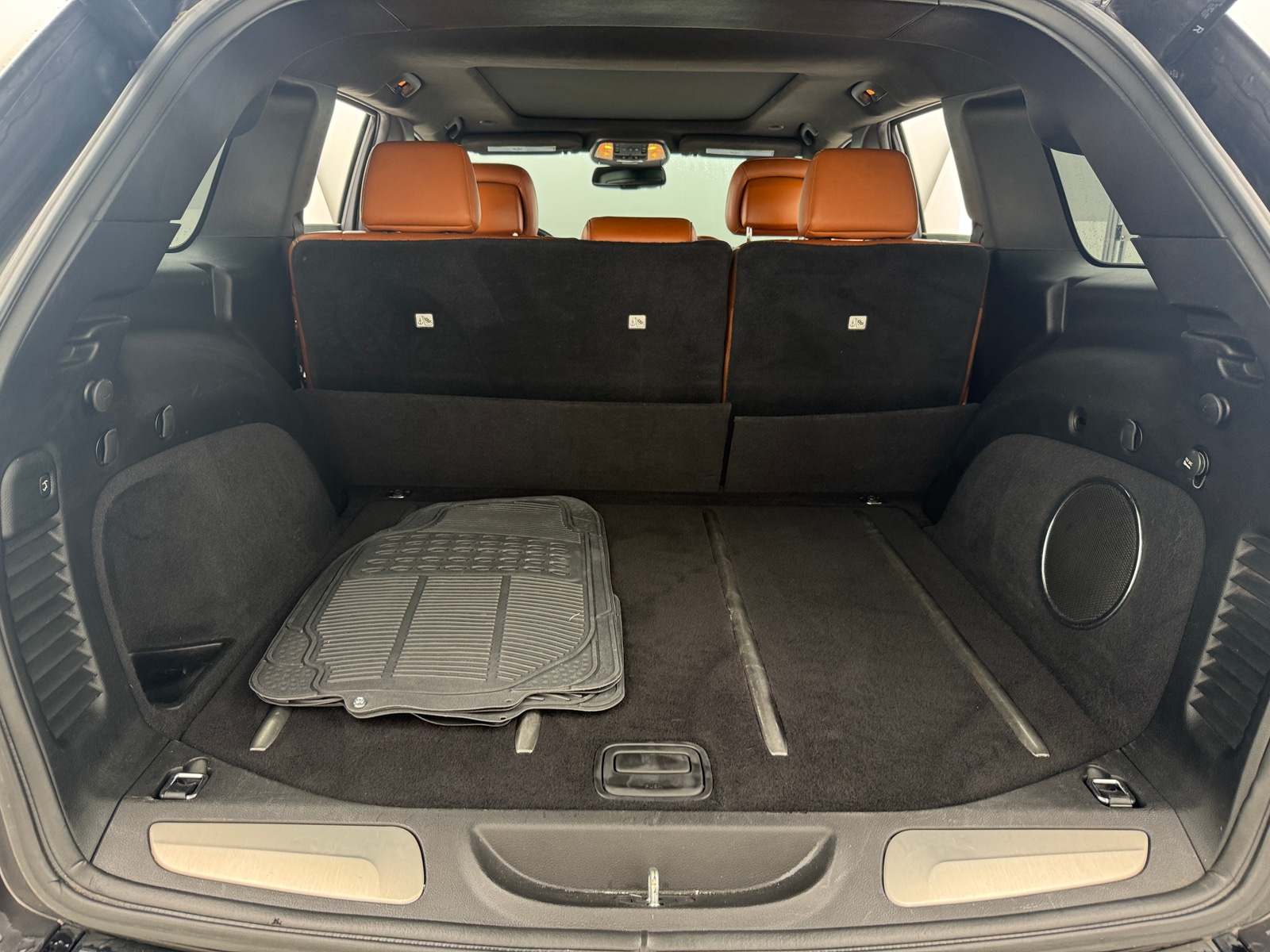 Thumbnail: 2015 Jeep Grand Cherokee - 6
