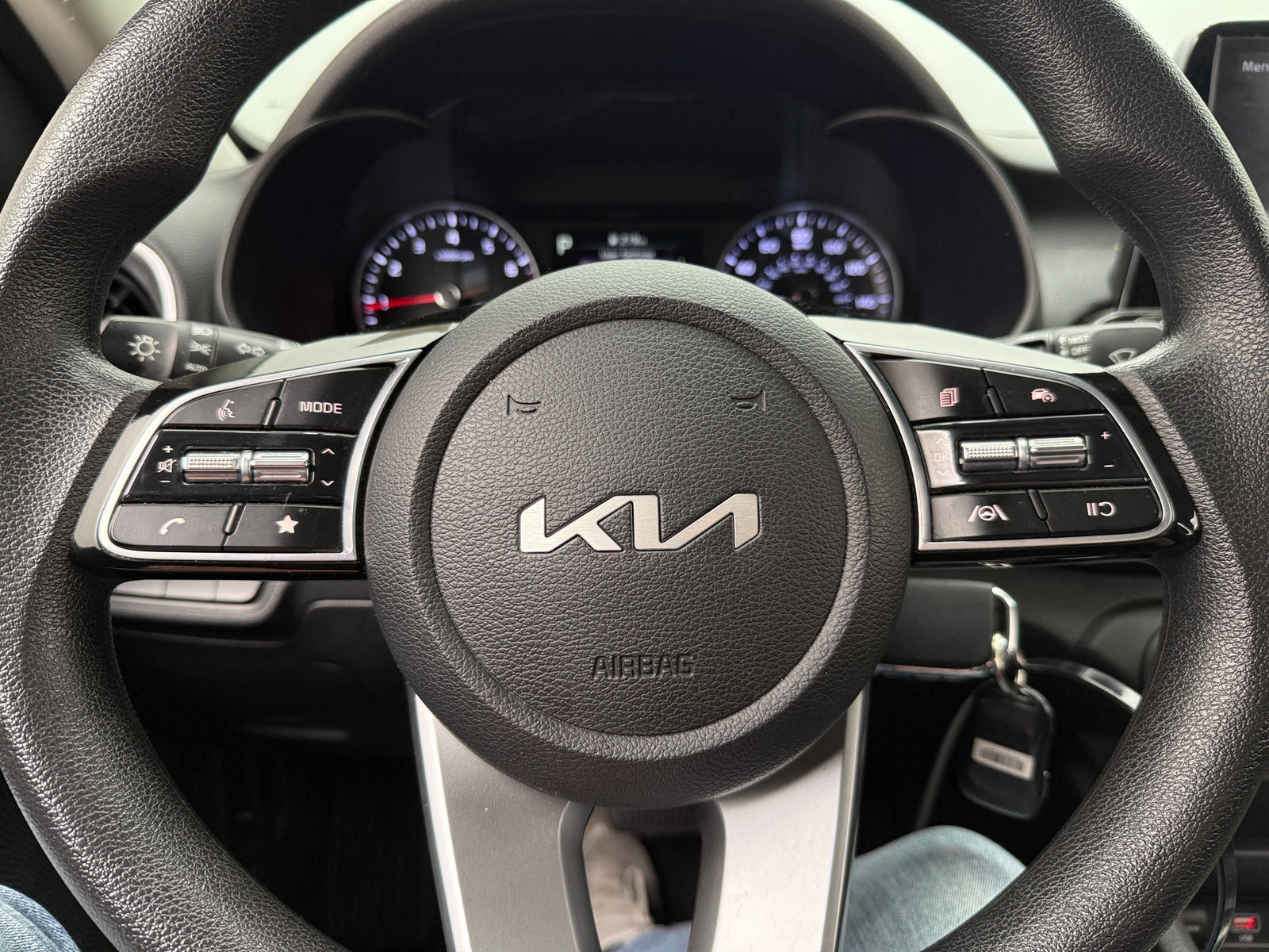 Thumbnail: 2023 Kia Forte - 5