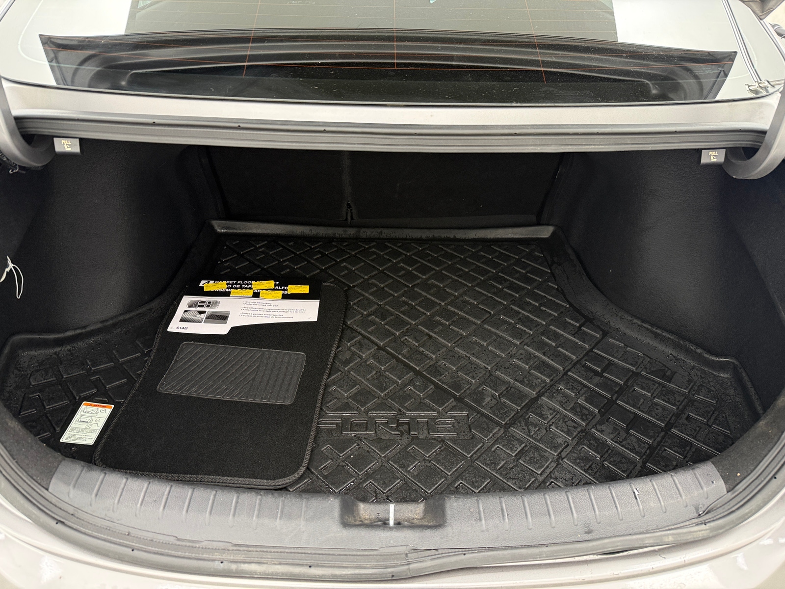 Thumbnail: 2023 Kia Forte - 7