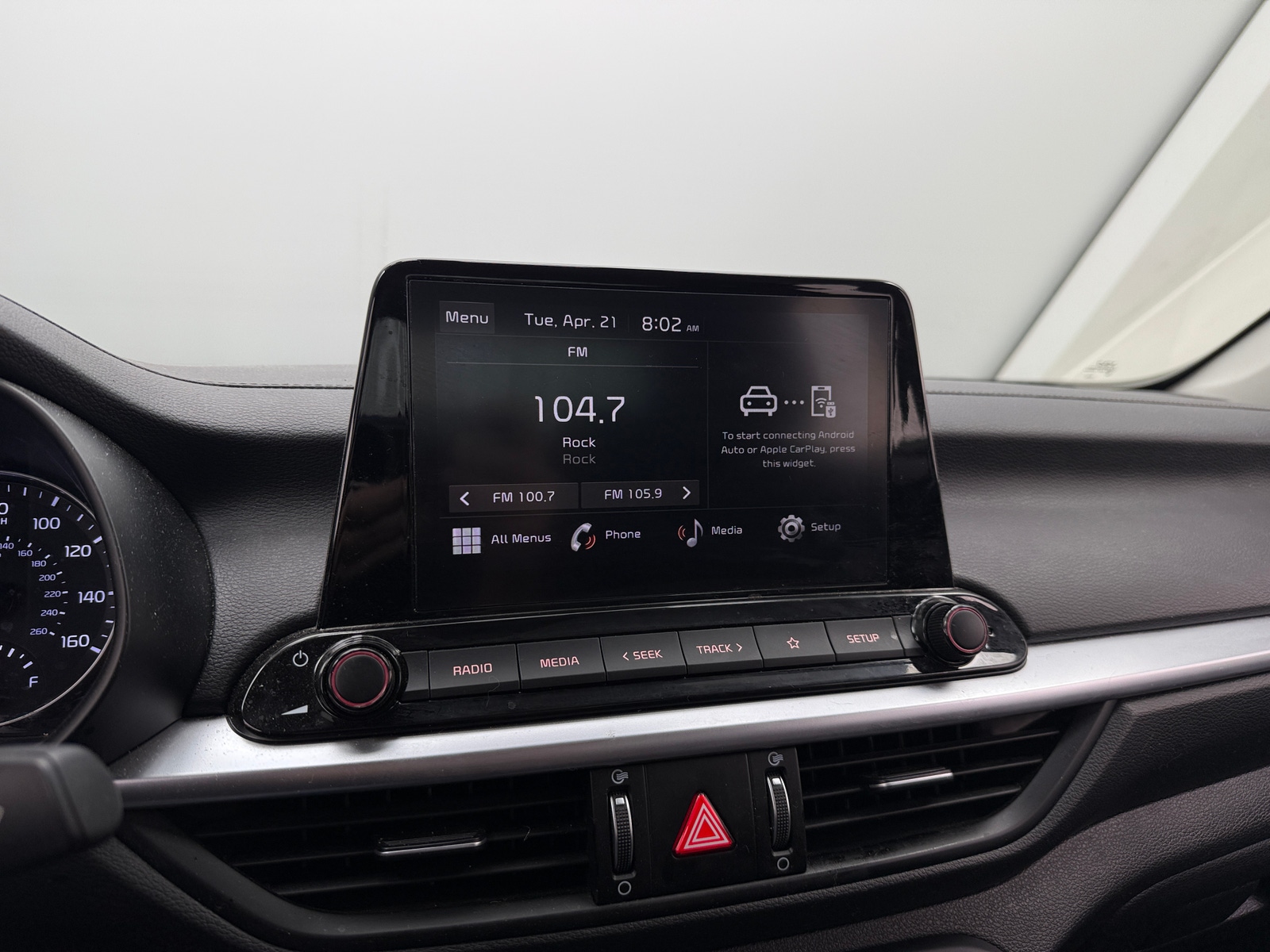 Thumbnail: 2023 Kia Forte - 4