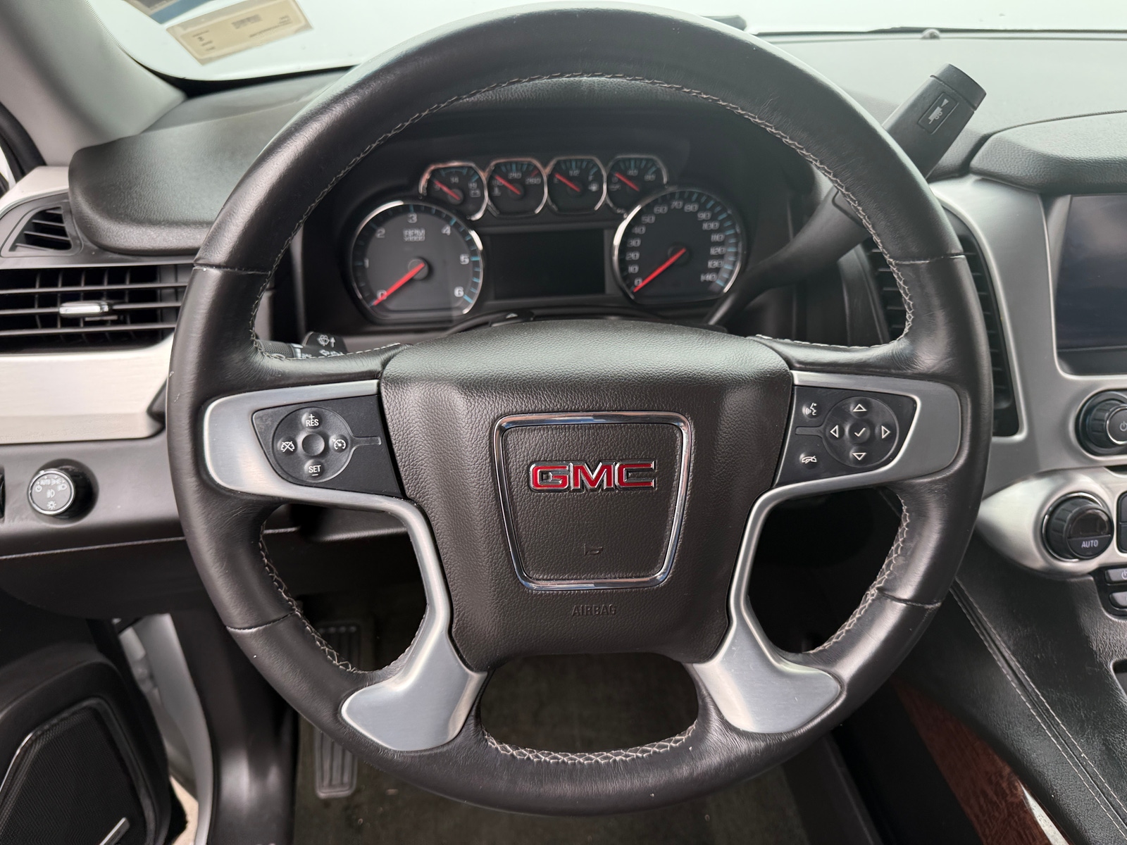 Thumbnail: 2017 GMC Yukon - 5