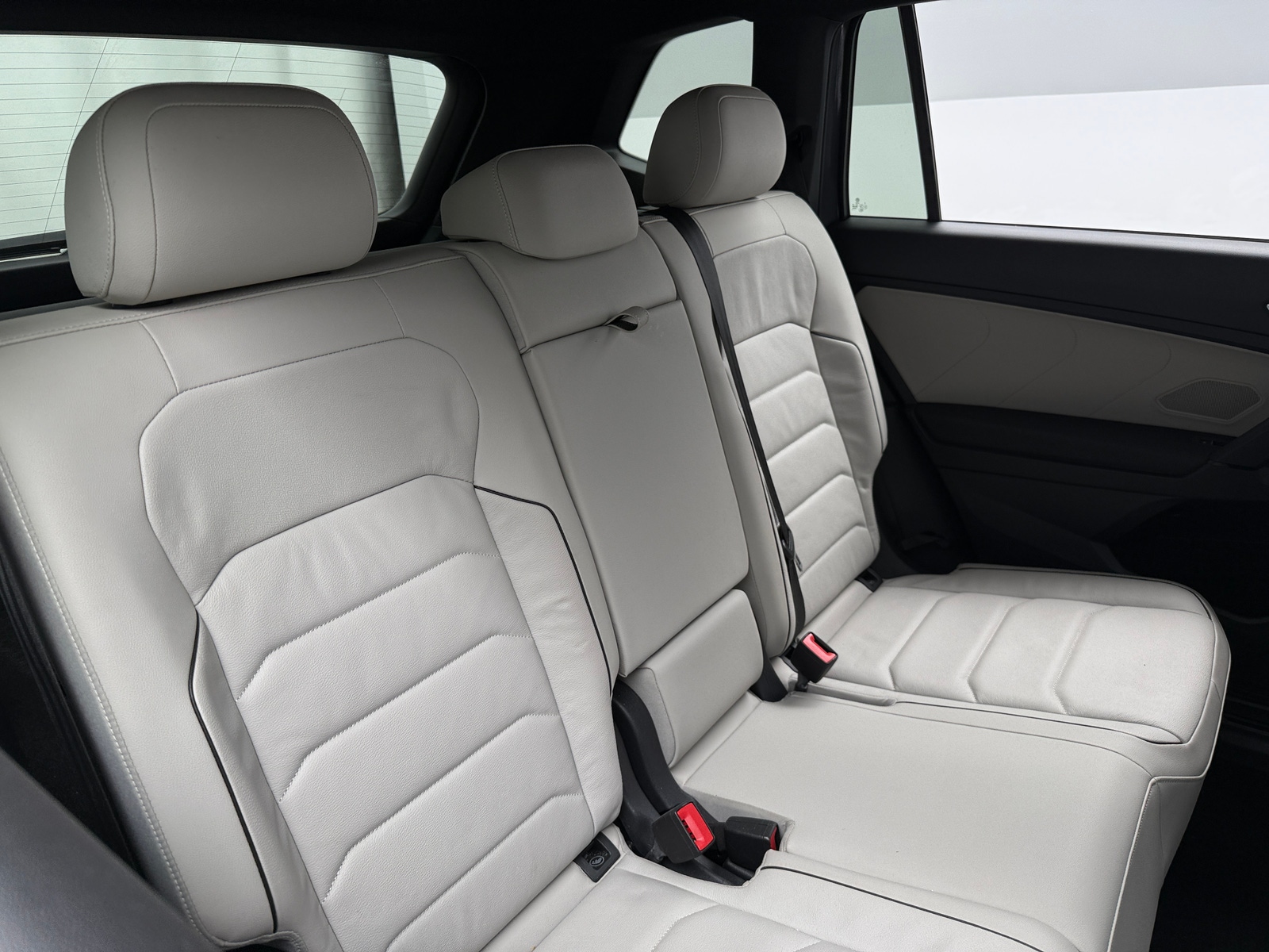 Thumbnail: 2019 Volkswagen Tiguan - 5