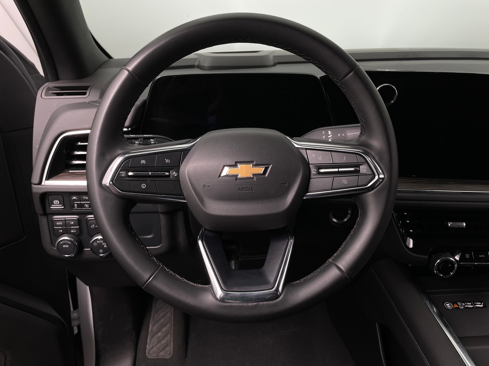 Thumbnail: 2025 Chevrolet Tahoe - 4