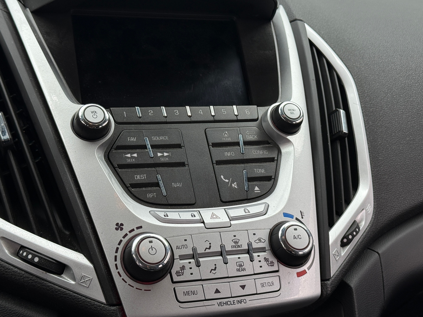 Thumbnail: 2015 GMC Terrain - 3