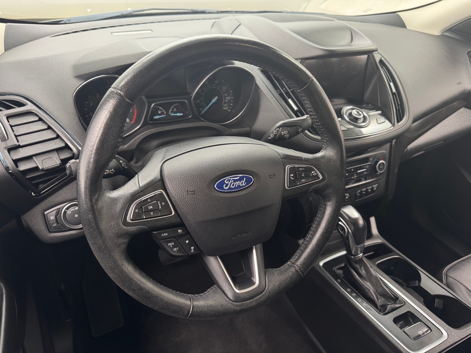 Thumbnail: 2019 Ford Escape - 4