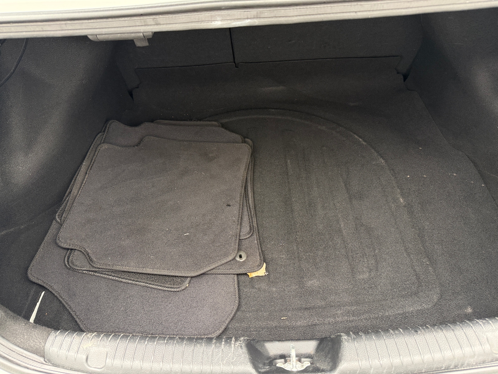 Thumbnail: 2018 Kia Forte - 7