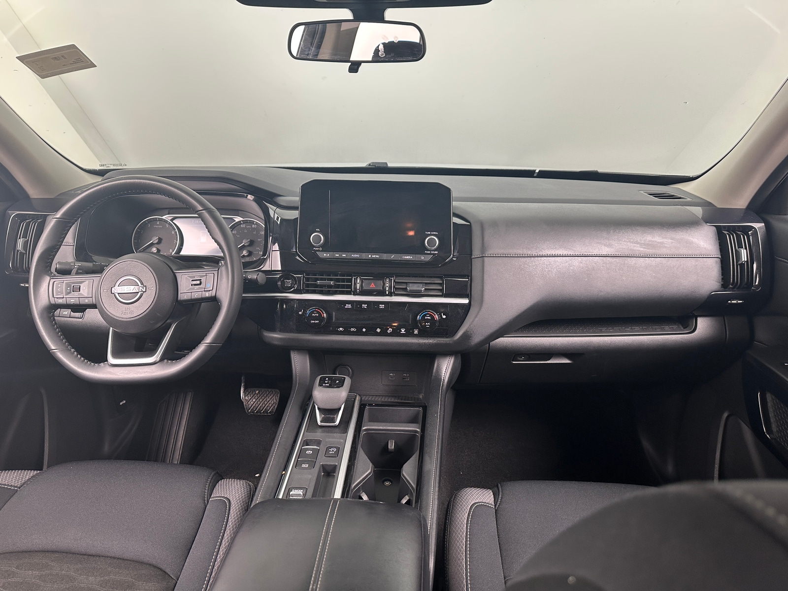 Thumbnail: 2025 Nissan Pathfinder - 3