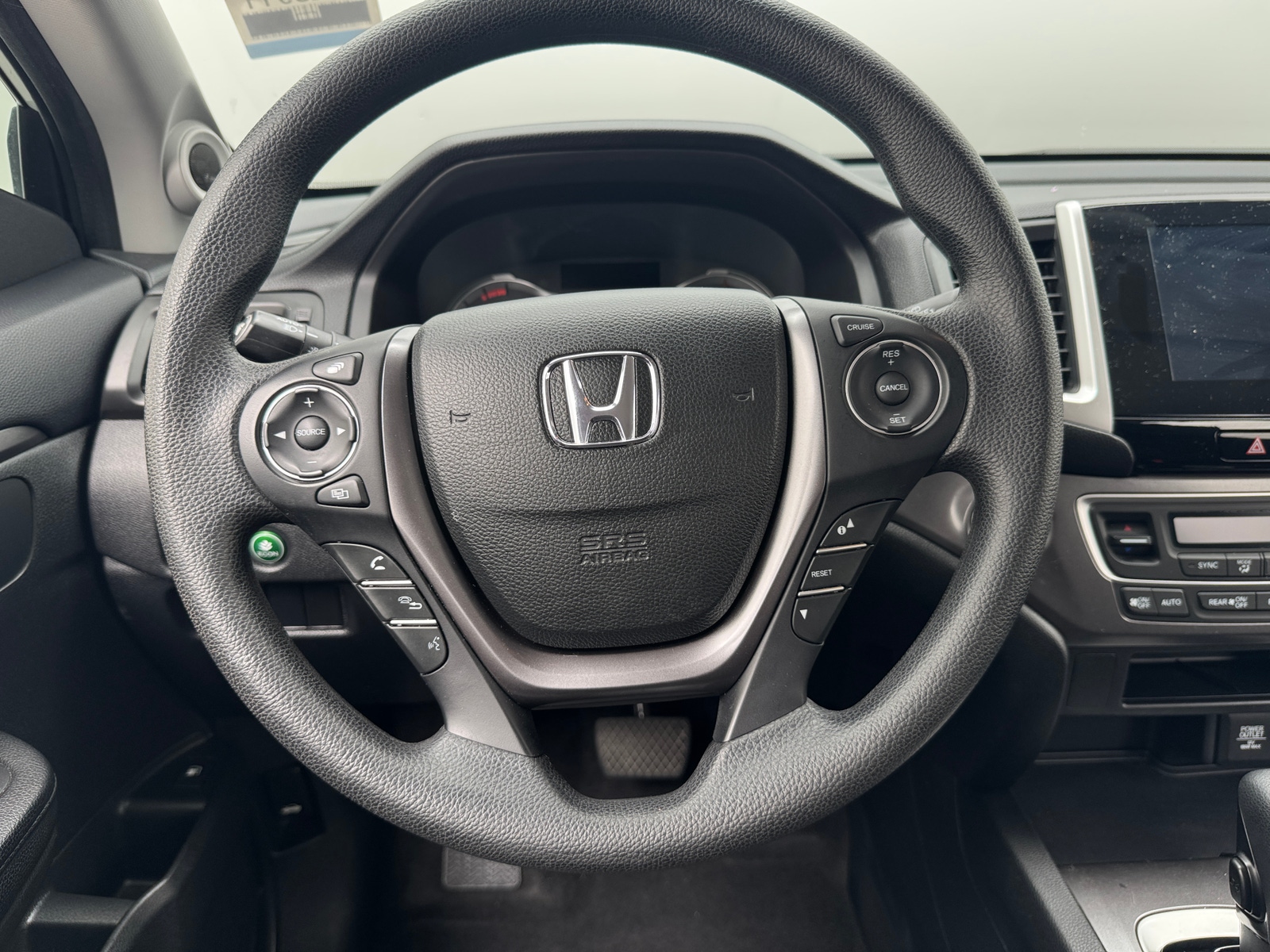 Thumbnail: 2018 Honda Pilot - 5