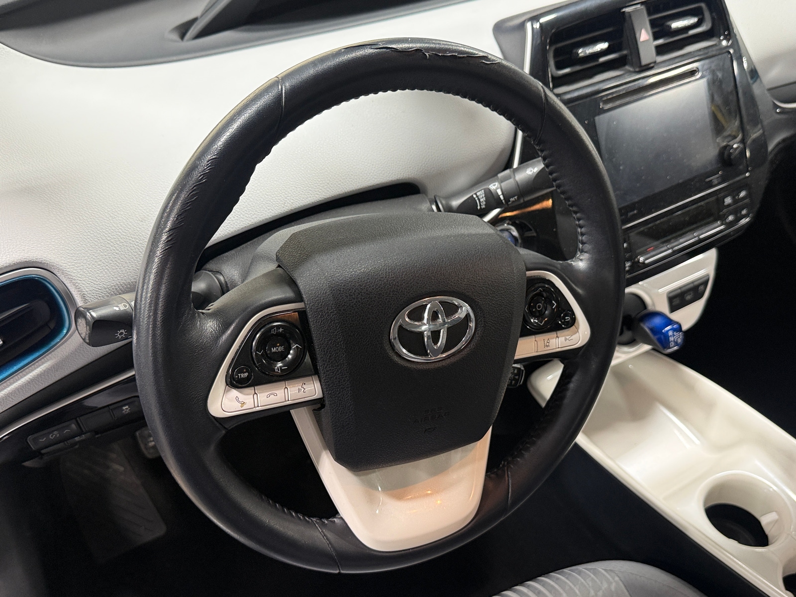Thumbnail: 2018 Toyota Prius Prime - 5