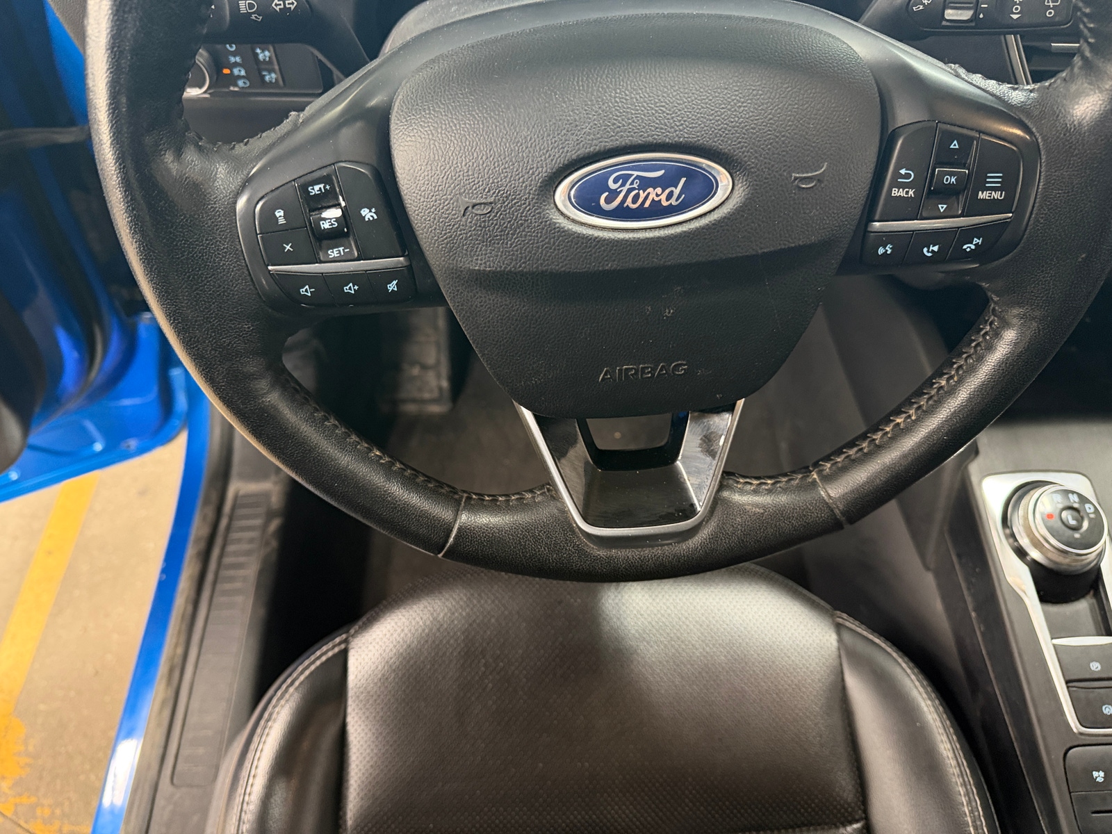 Thumbnail: 2020 Ford Escape - 4