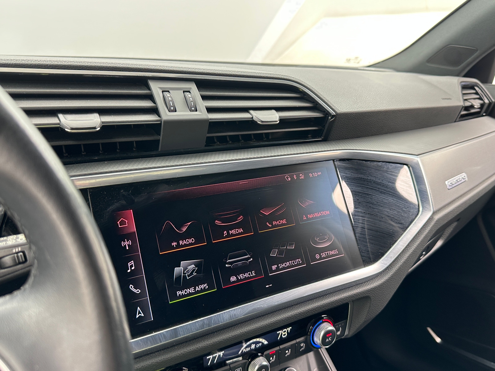 Thumbnail: 2021 Audi Q3 - 3