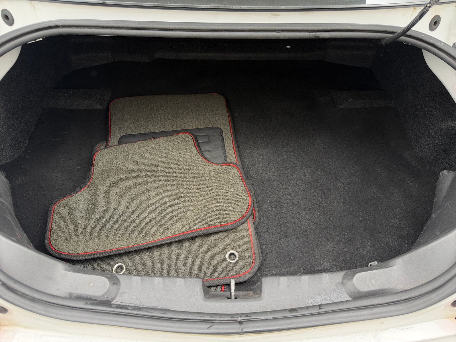 Thumbnail: 2015 Chevrolet Camaro - 4