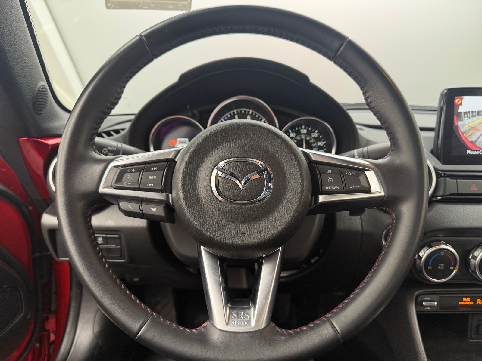 Thumbnail: 2019 Mazda MX-5 Miata - 4