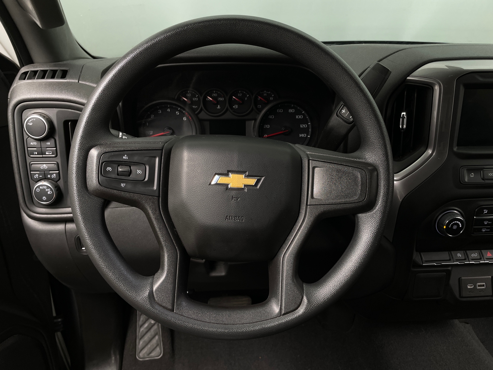 Thumbnail: 2021 Chevrolet Silverado 1500 - 5