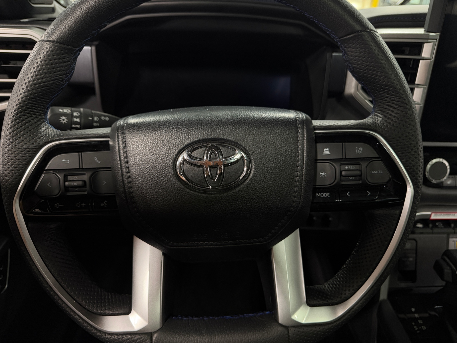 Thumbnail: 2024 Toyota Sequoia - 4