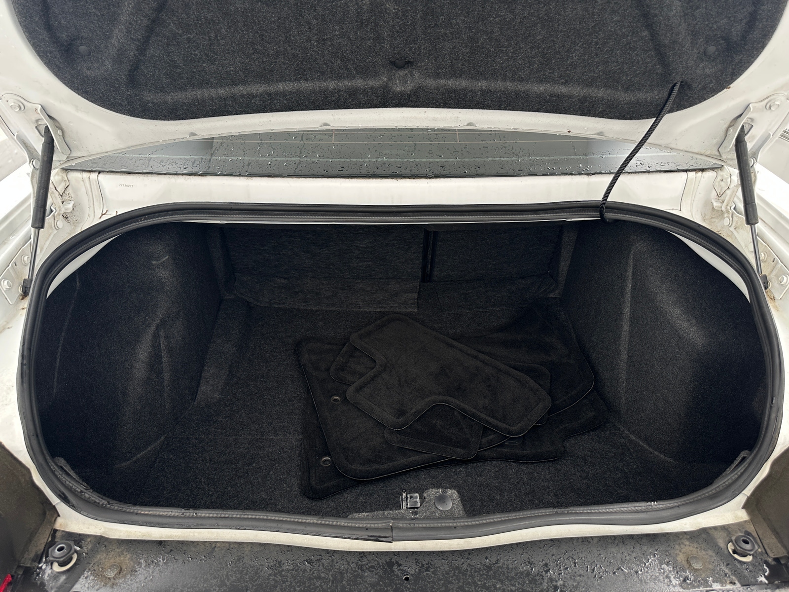 Thumbnail: 2013 Dodge Challenger - 4