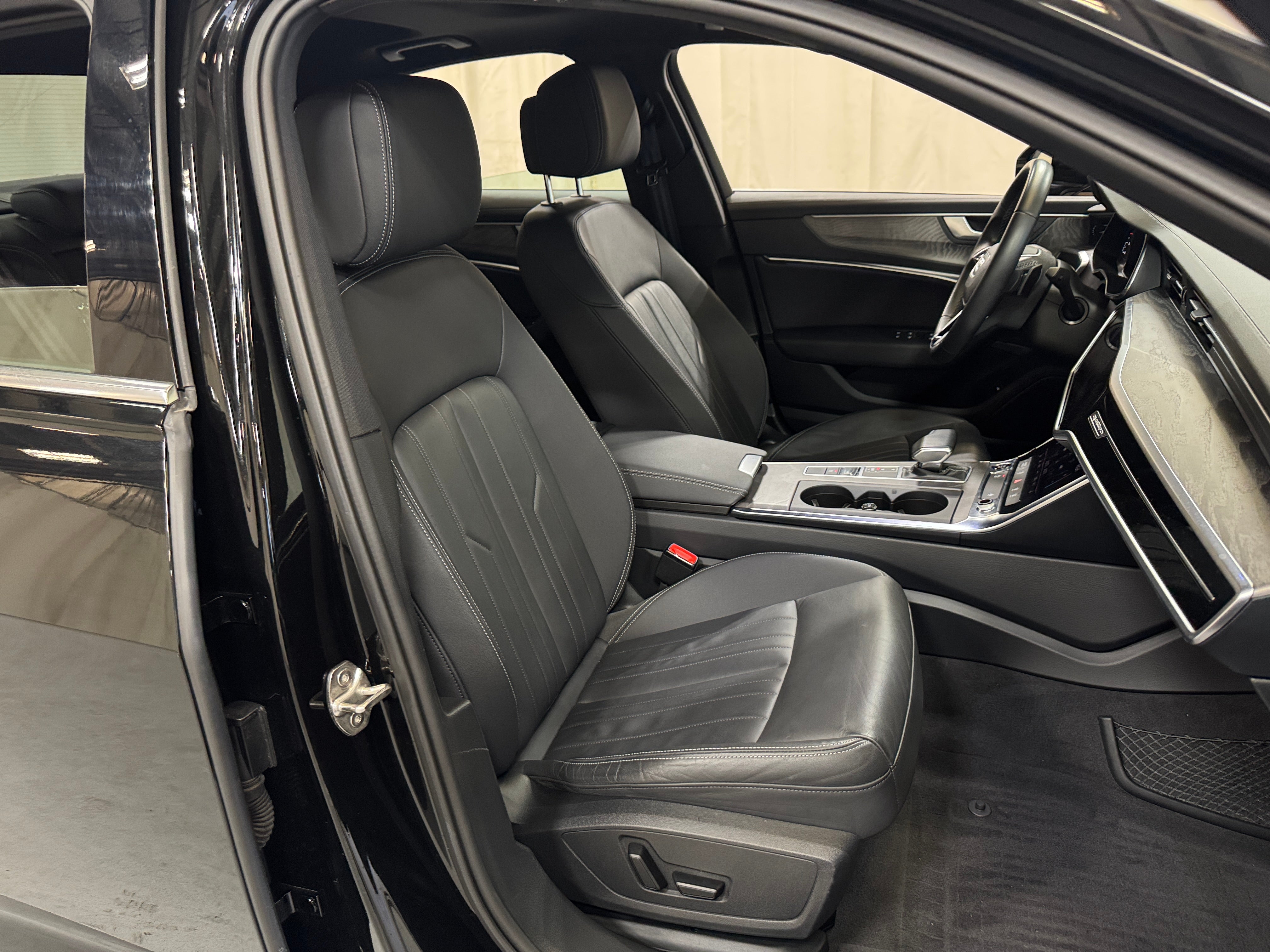 2024 Audi A6 Premium - Photo 4