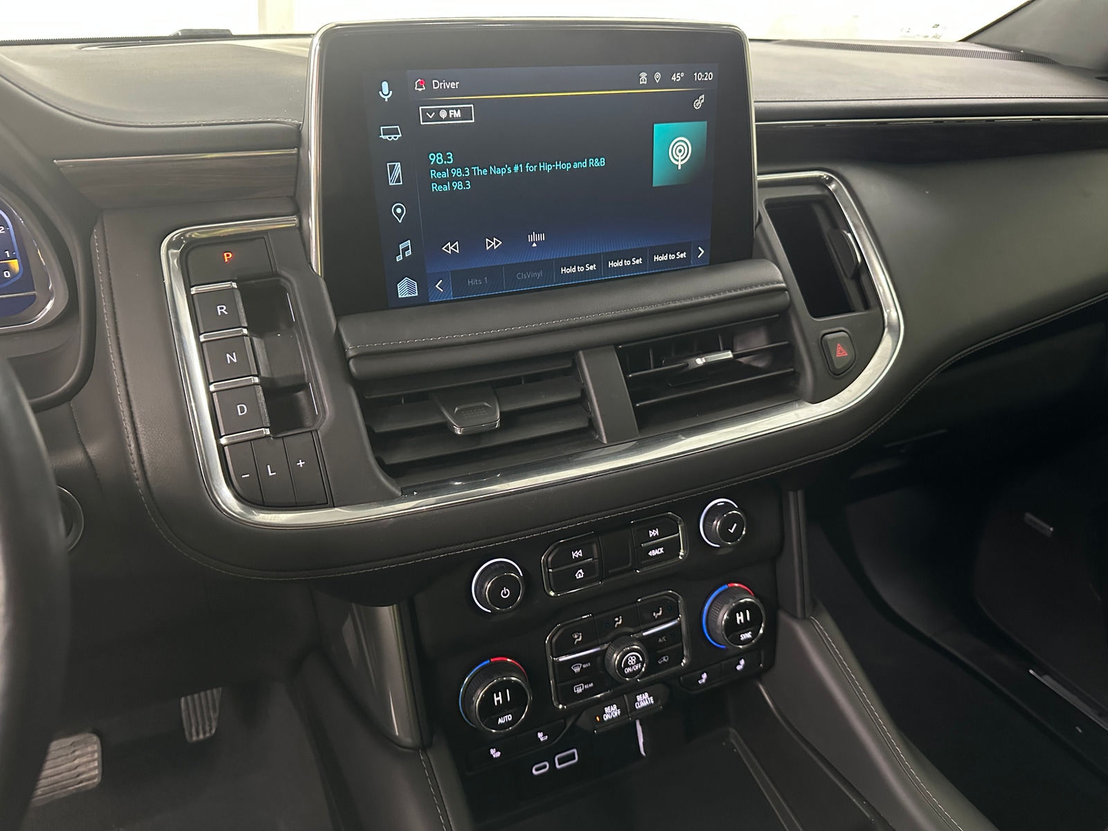 Thumbnail: 2022 Chevrolet Tahoe - 3