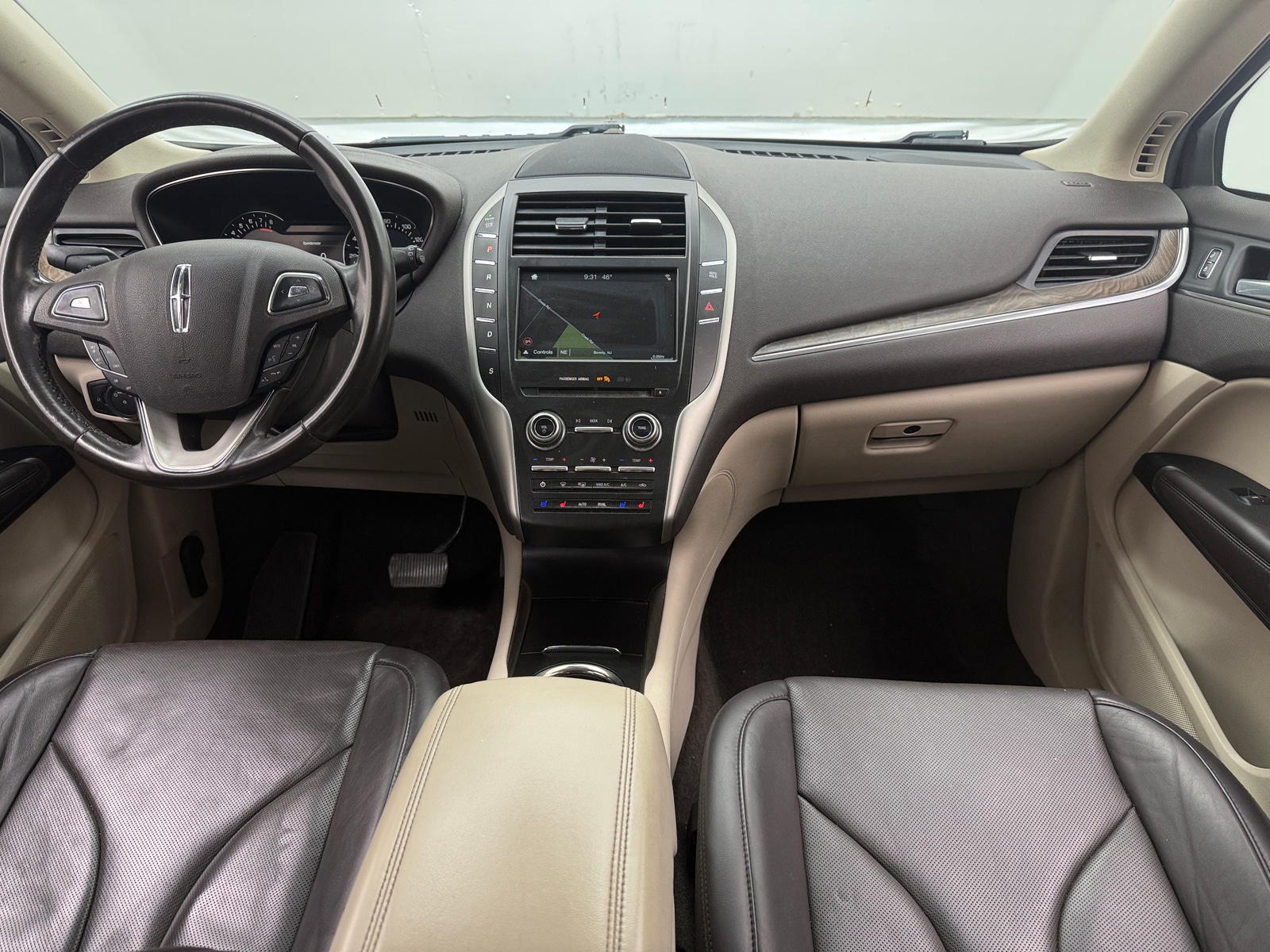 Thumbnail: 2017 Lincoln MKC - 2