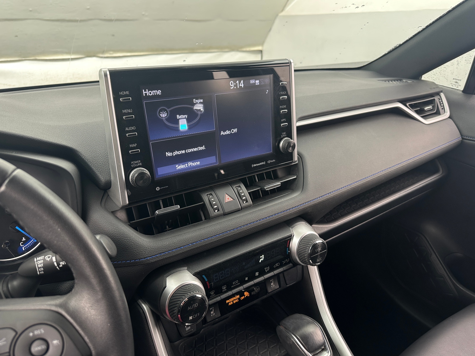 Thumbnail: 2022 Toyota RAV4 - 4
