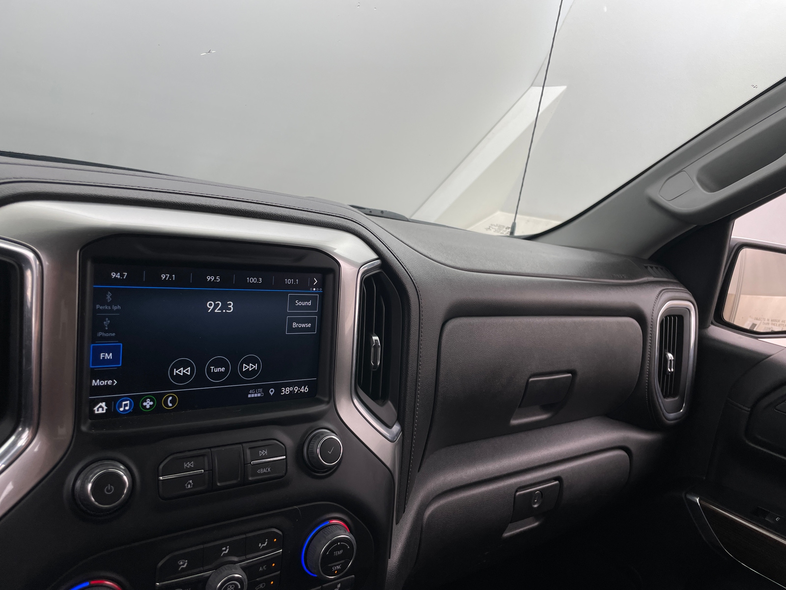 Thumbnail: 2022 Chevrolet Silverado 1500 - 4