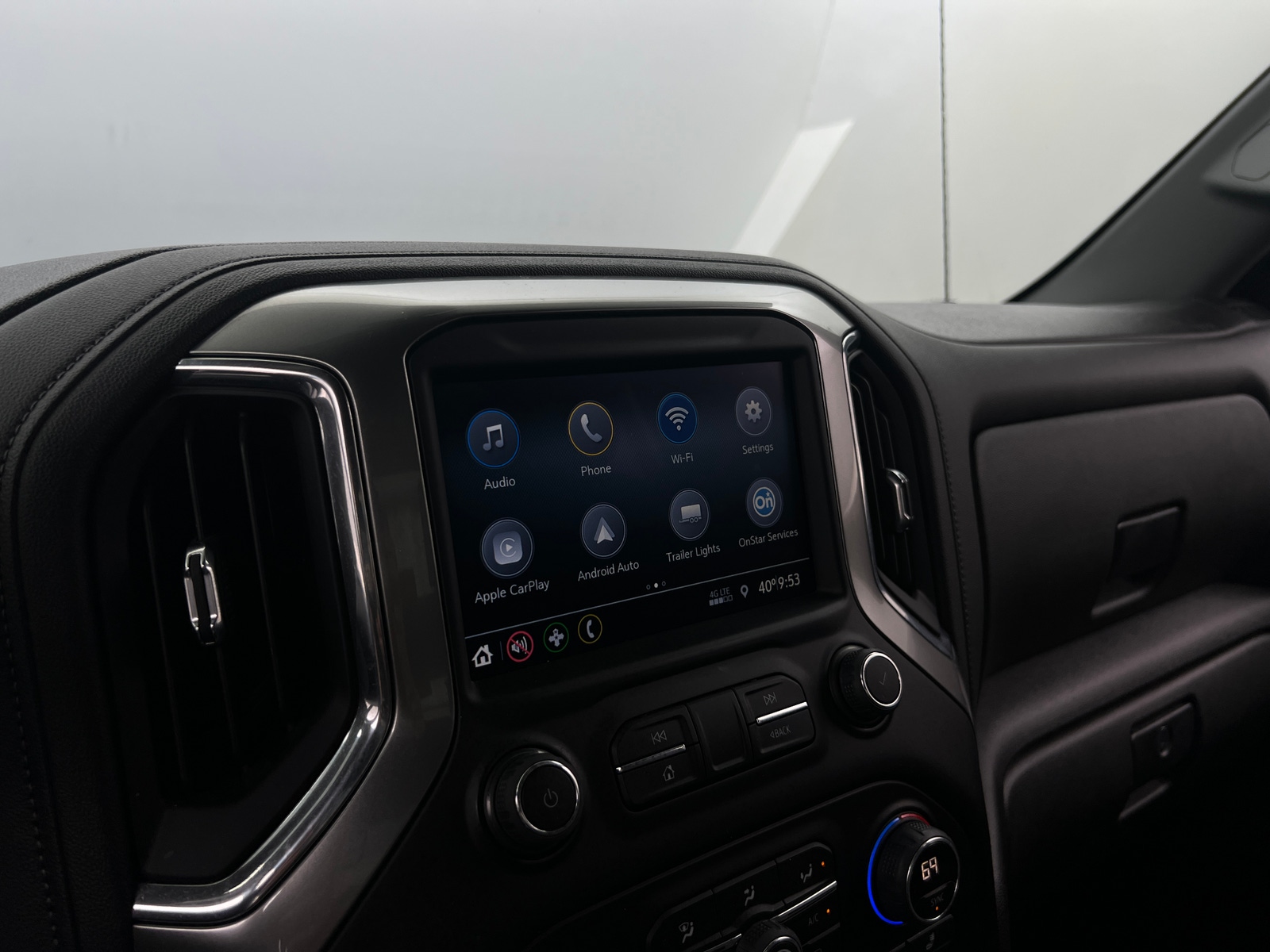 Thumbnail: 2022 Chevrolet Silverado 1500 - 4
