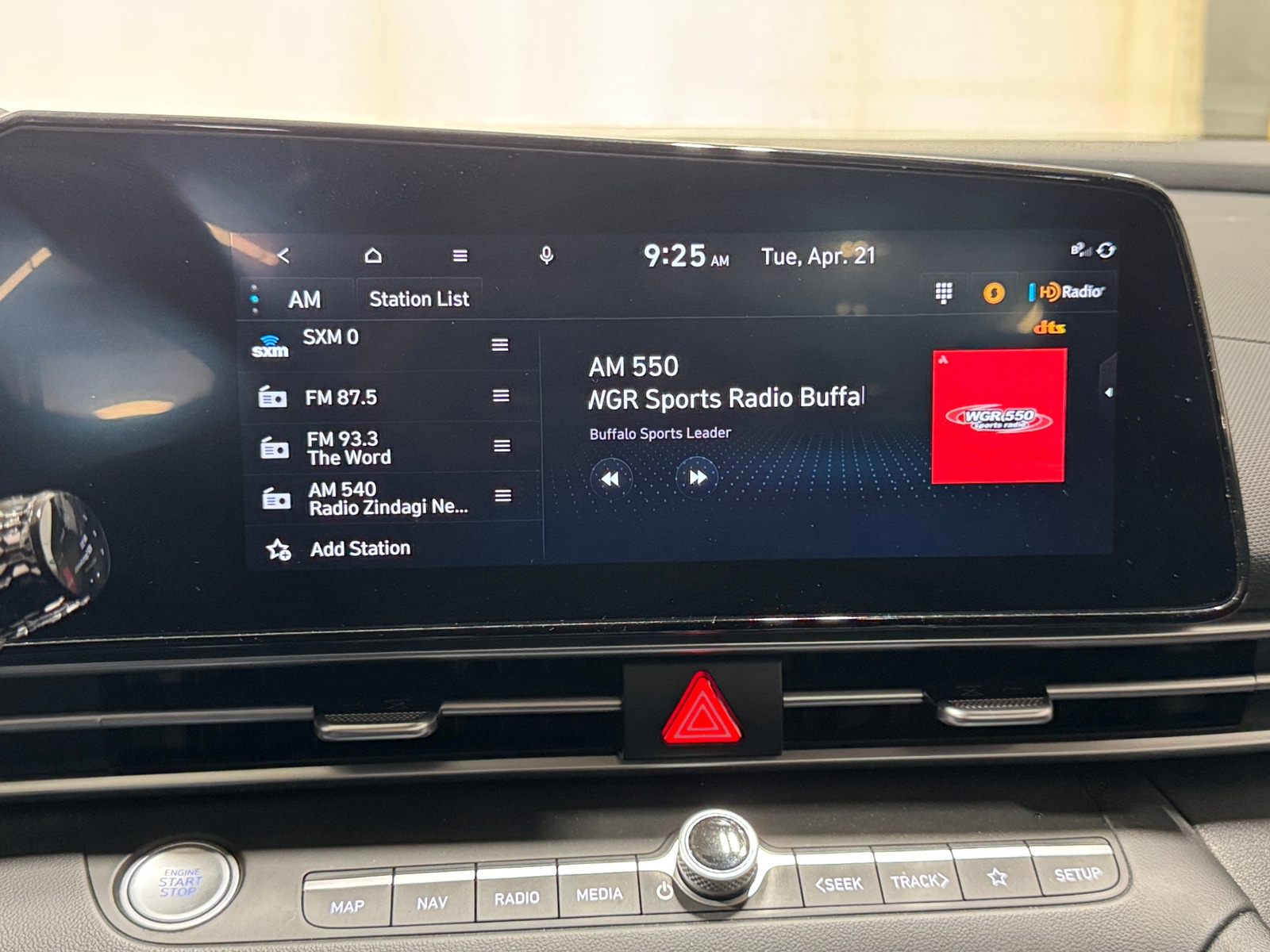 Thumbnail: 2023 Hyundai Elantra - 4