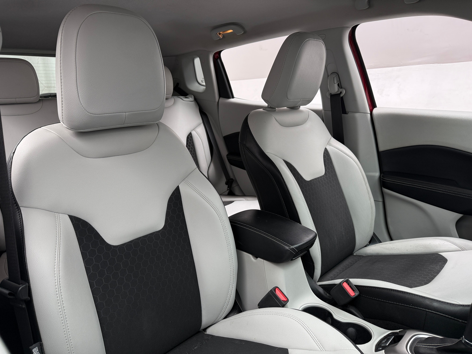 Thumbnail: 2018 Jeep Compass - 2