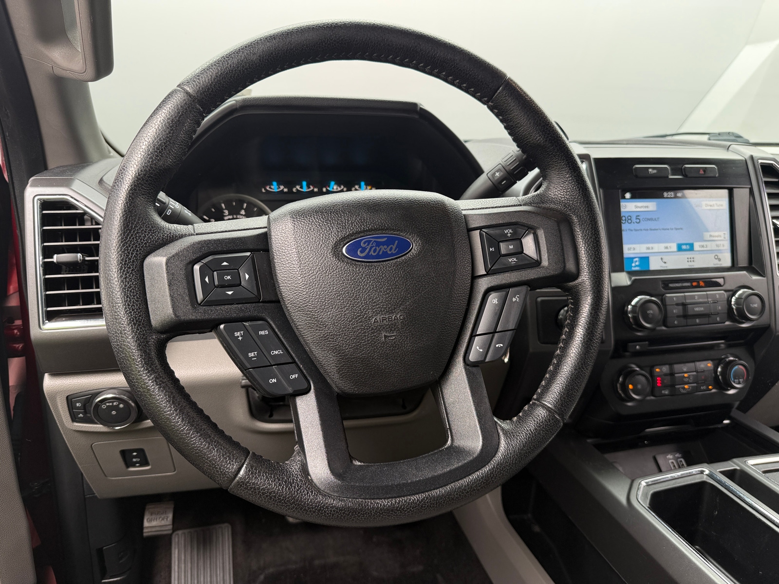 Thumbnail: 2016 Ford Econoline - 5