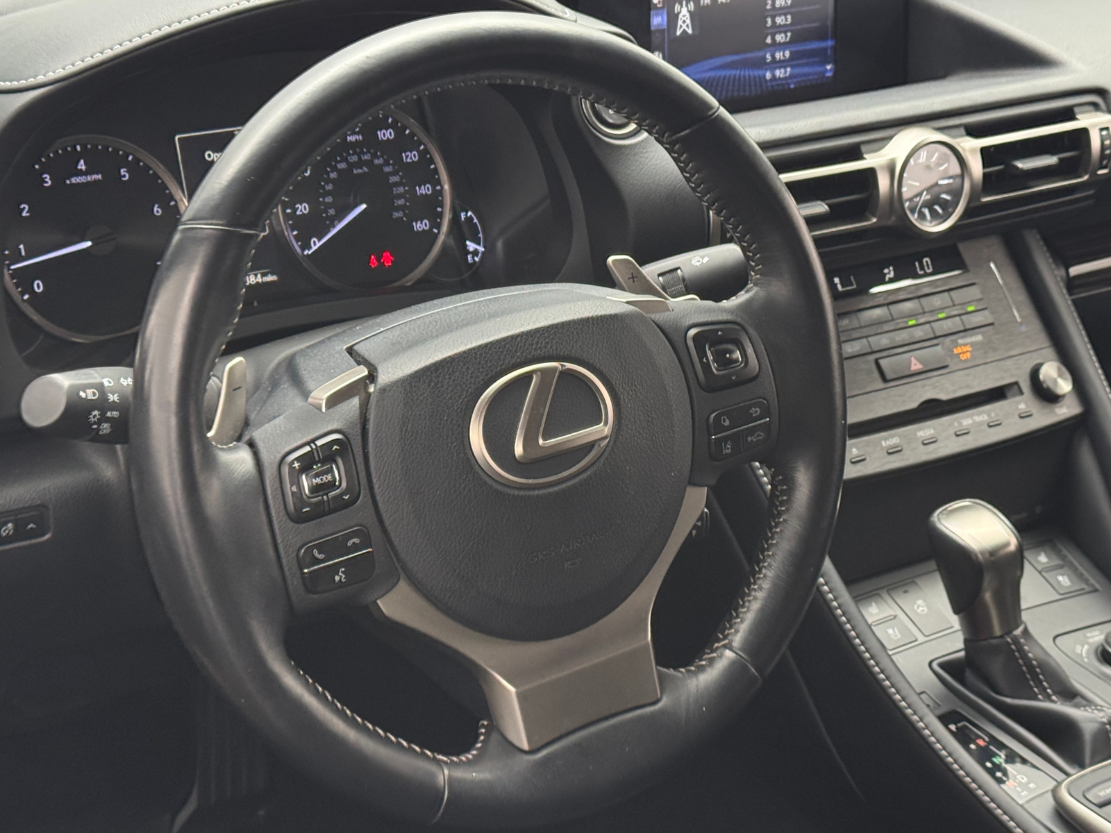 Thumbnail: 2019 Lexus RC - 4